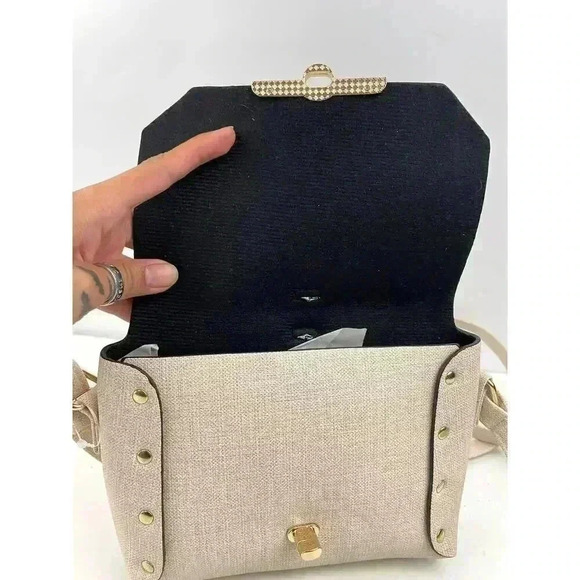 Beige Shoulder Bag Gold Round Handle Crossbody Purse - Handbag Gold Hardware - Picture 4 of 13